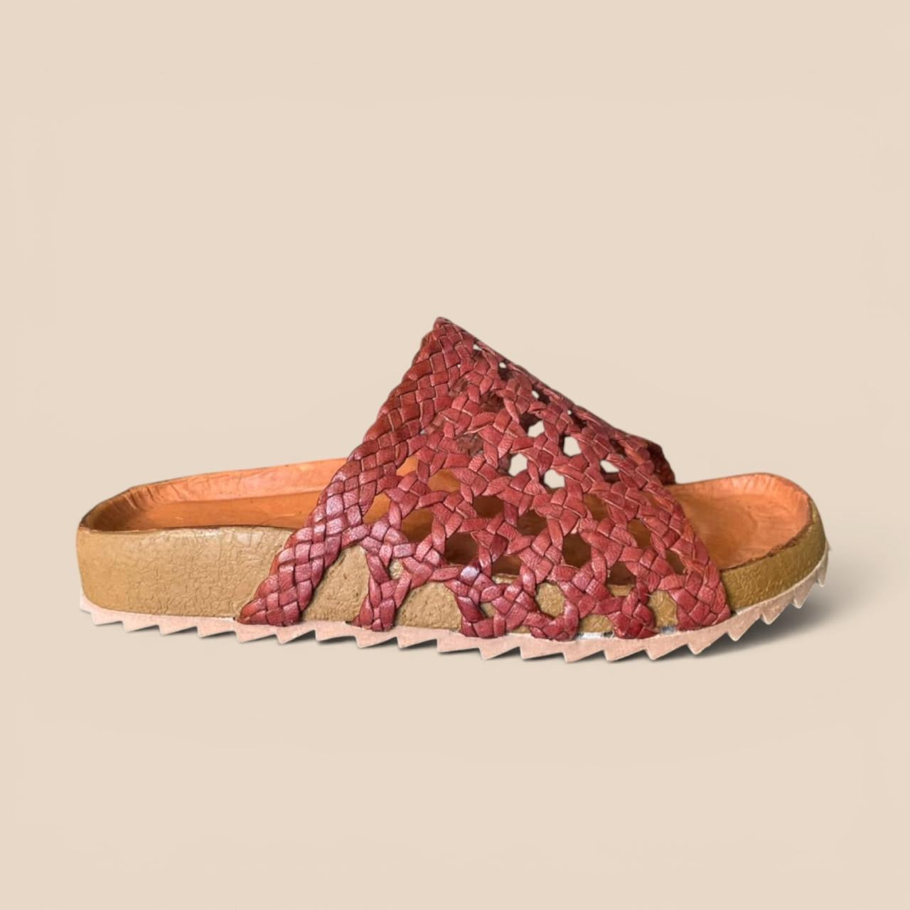 C 392 HUARACHE ARTESANAL DE DAMA