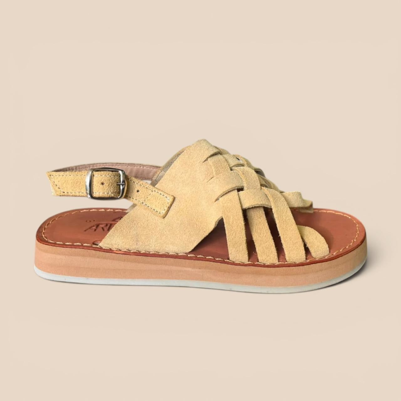 C 396 HUARACHE ARTESANAL DE DAMA
