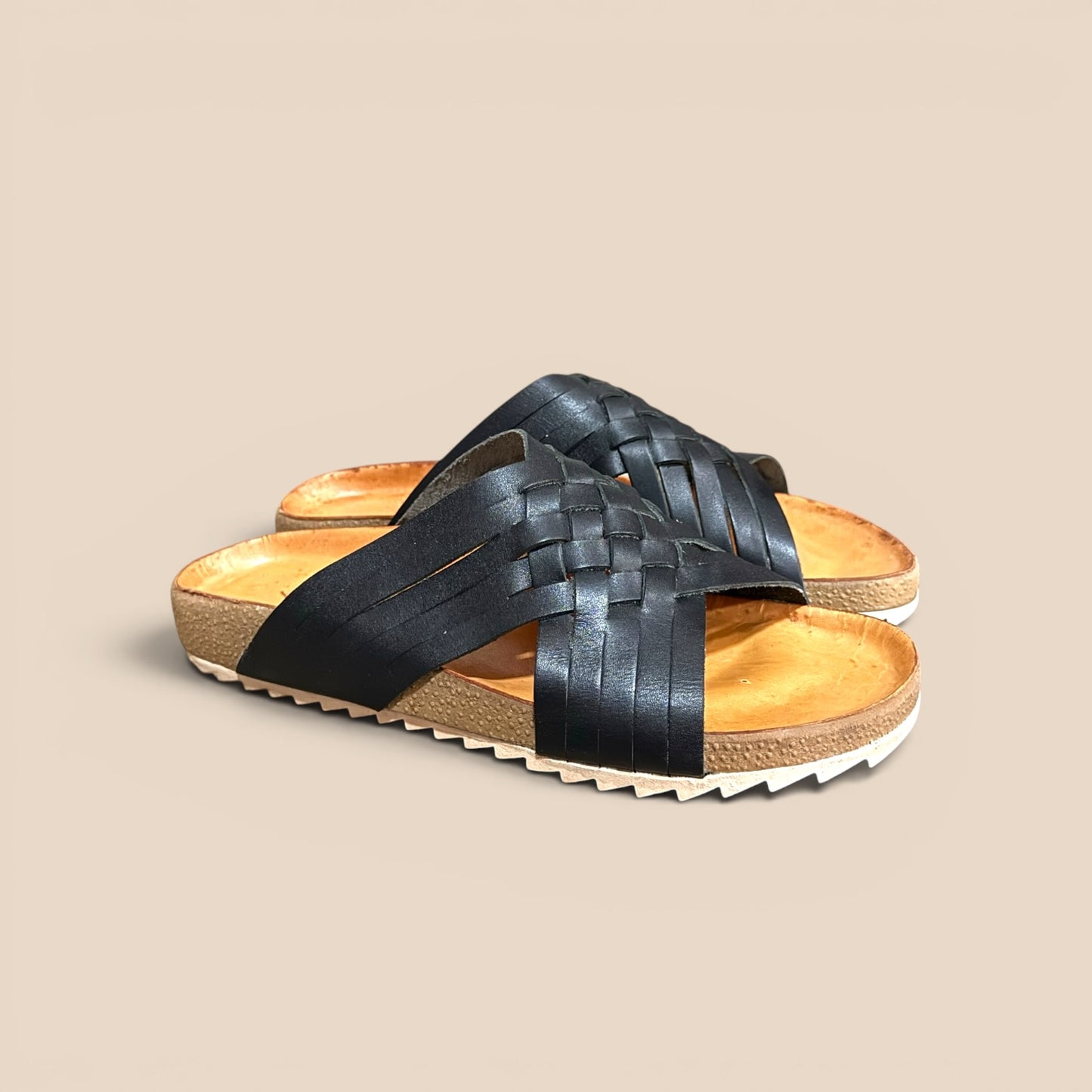 C 379 HUARACHE ARTESANAL DE DAMA