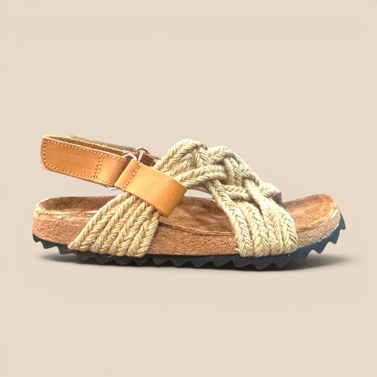 C 385 HUARACHE ARTESANAL DE DAMA