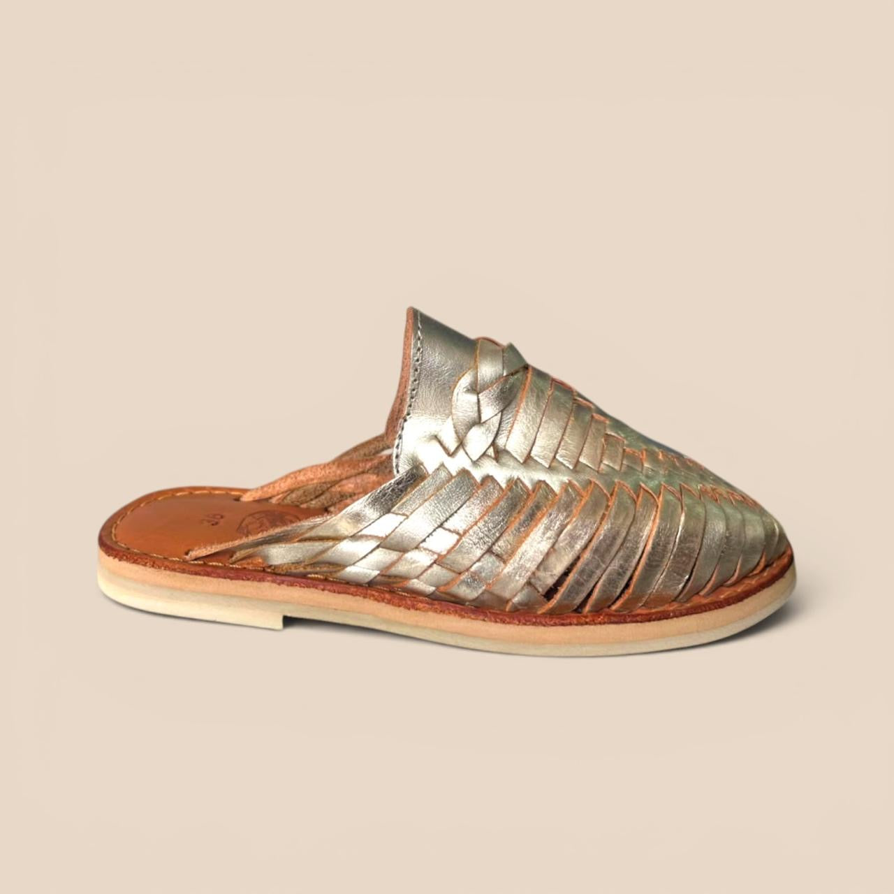 C 205 HUARACHE ARTESANAL DE DAMA
