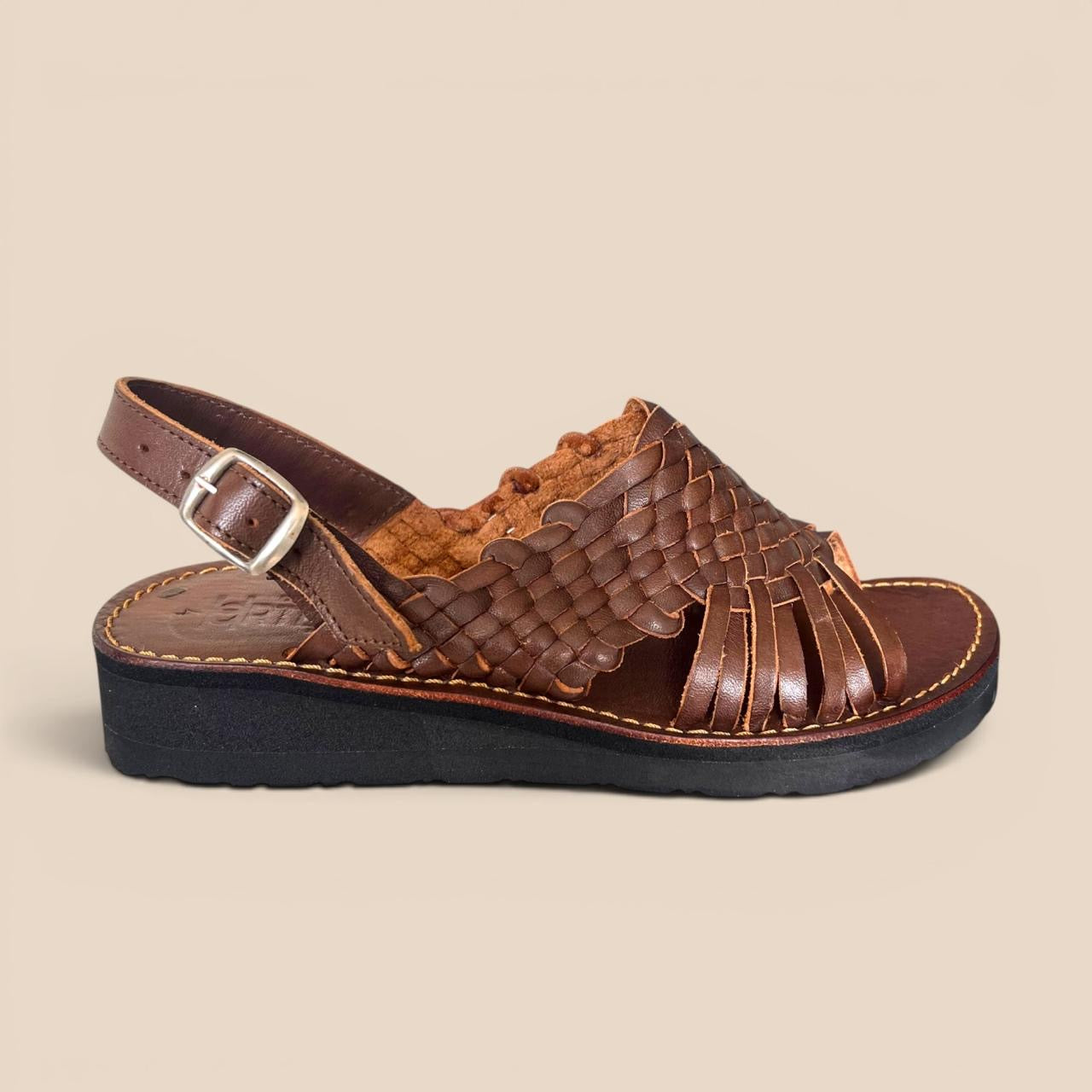C 369 HUARACHE ARTESANAL DE DAMA (copia)