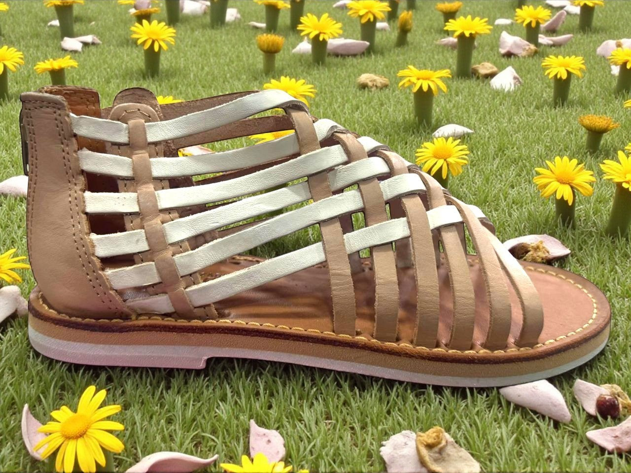C 182 HUARACHE ARTESANAL DE DAMA