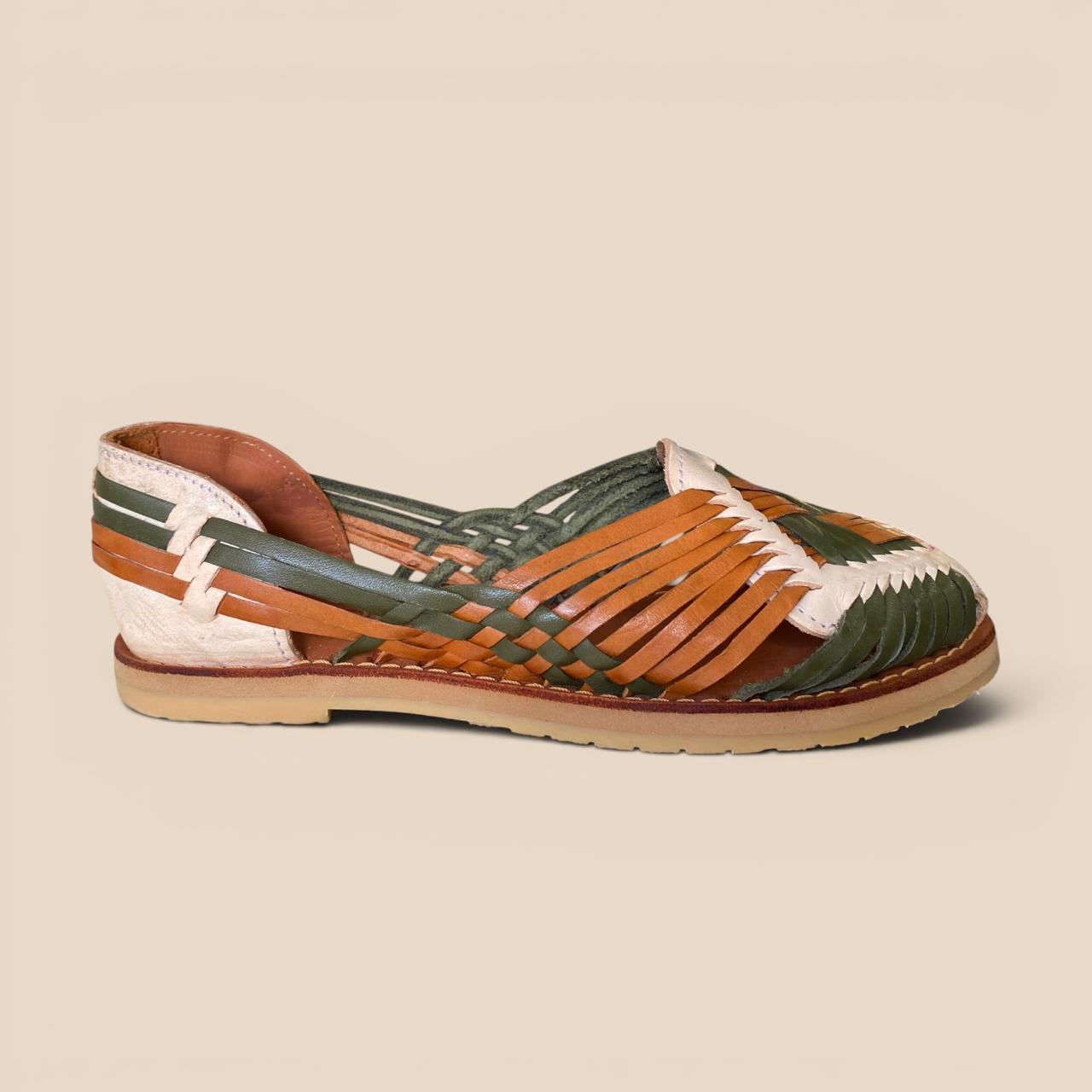 C 424 HUARACHE ARTESANAL DE DAMA