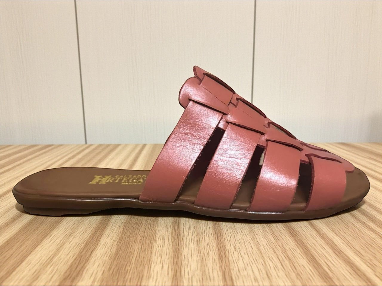 V 29 HUARACHE ARTESANAL DE DAMA