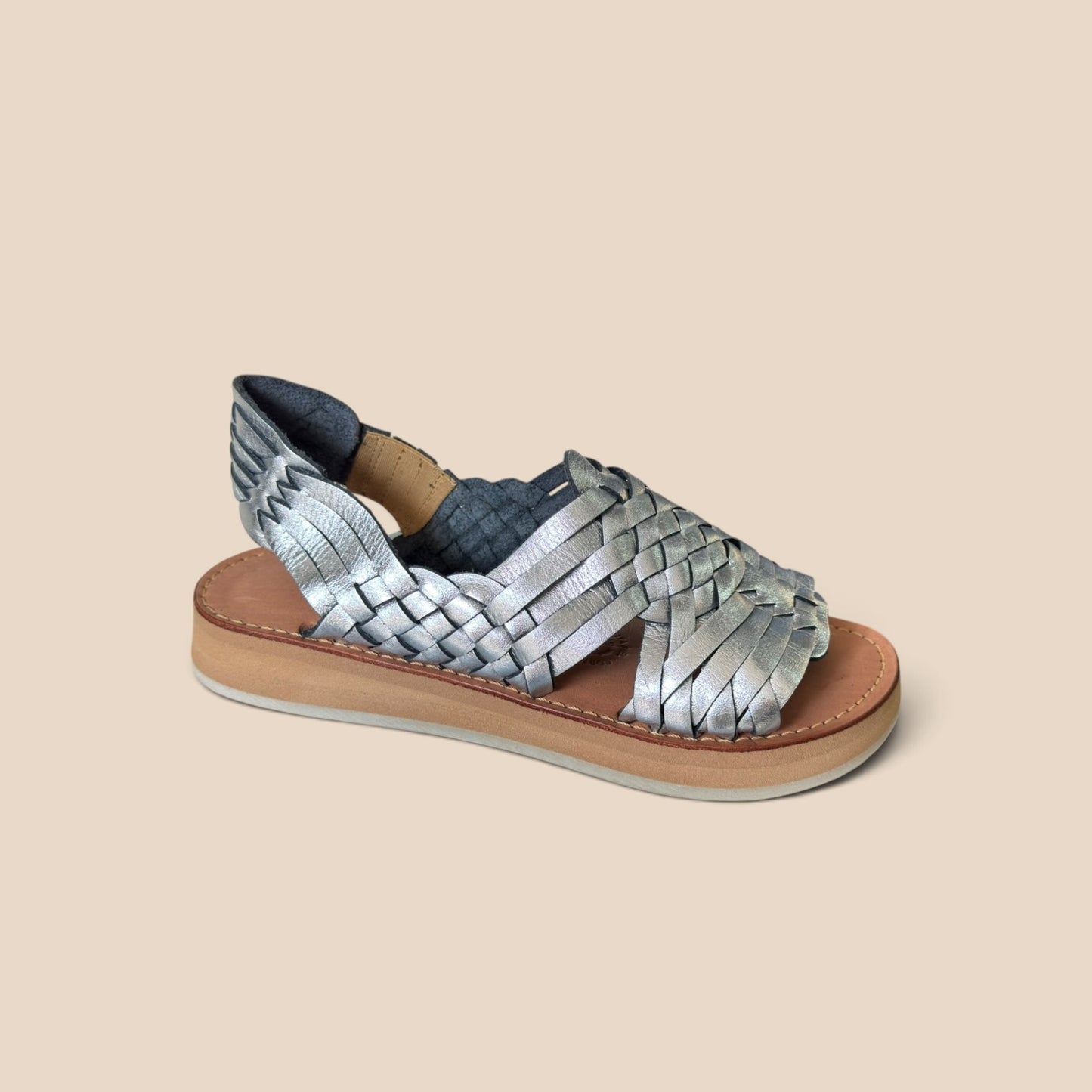 C 434 HUARACHE ARTESANAL DE DAMA