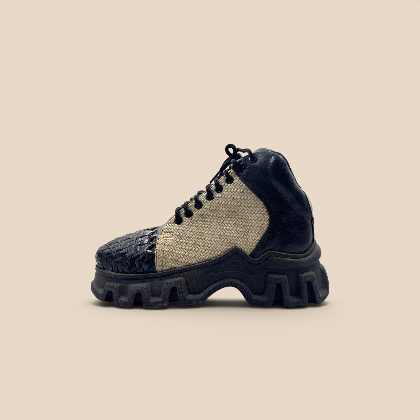 V 57 HUARACHE ARTESANAL DE DAMA