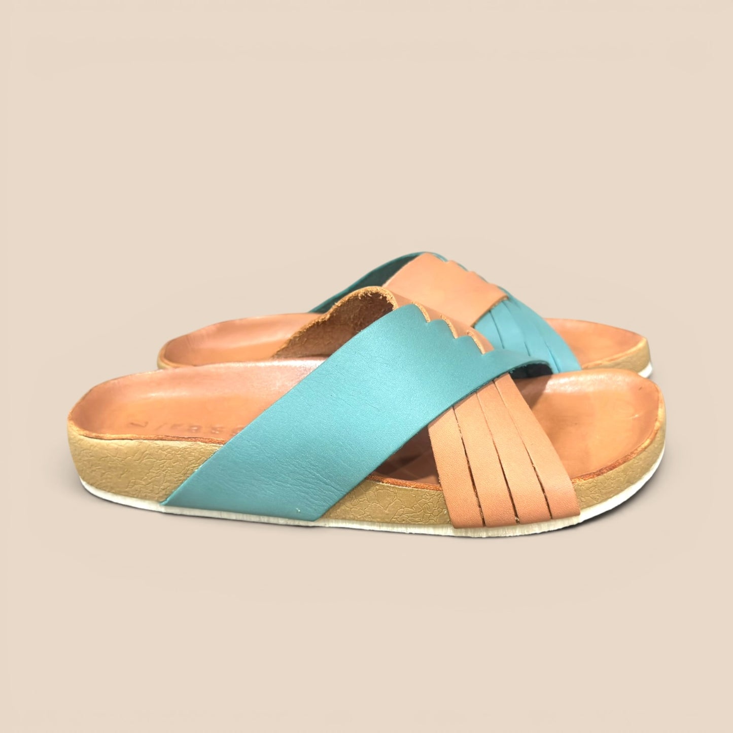 C 384 HUARACHE ARTESANAL DE DAMA