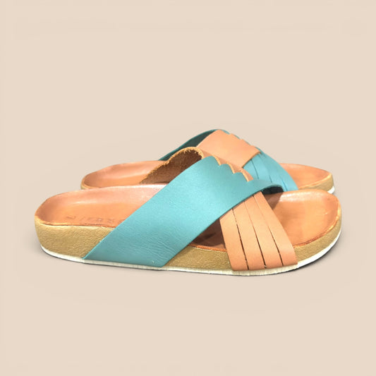 C 384 HUARACHE ARTESANAL DE DAMA