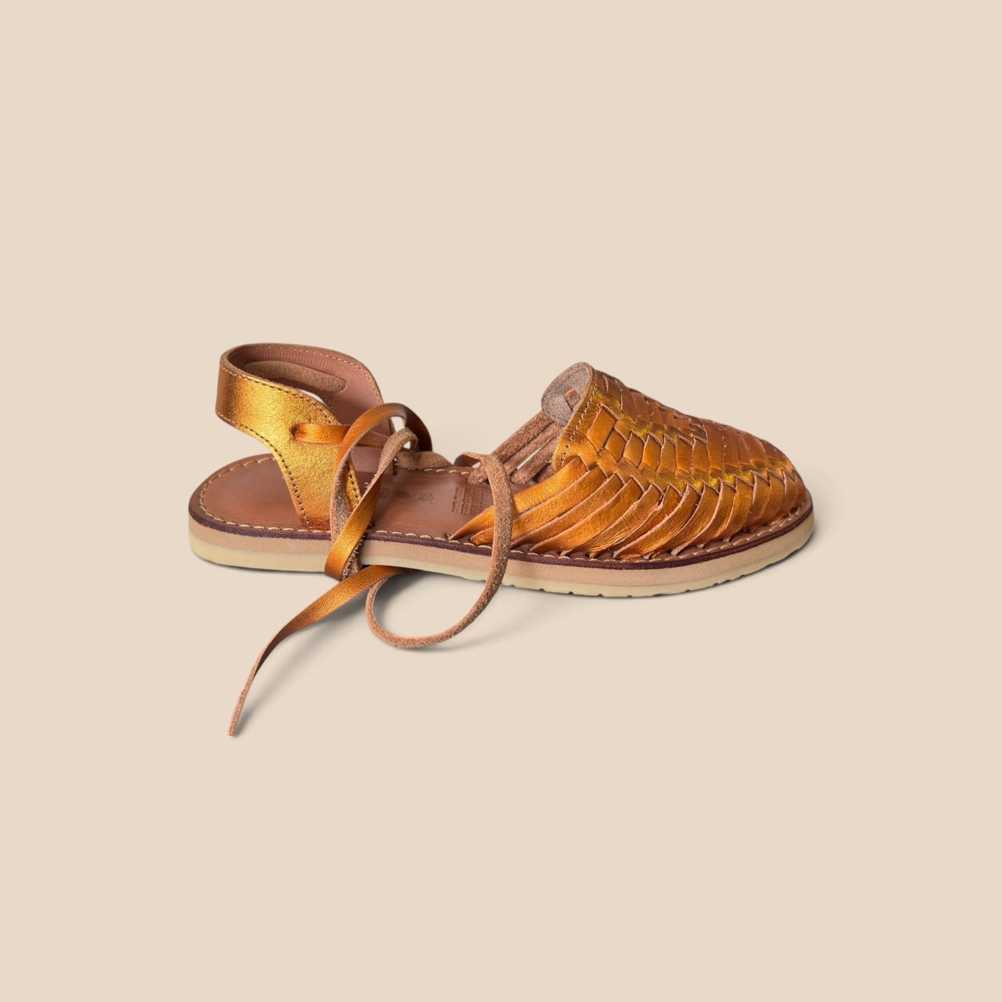 C 438 HUARACHE ARTESANAL DE DAMA