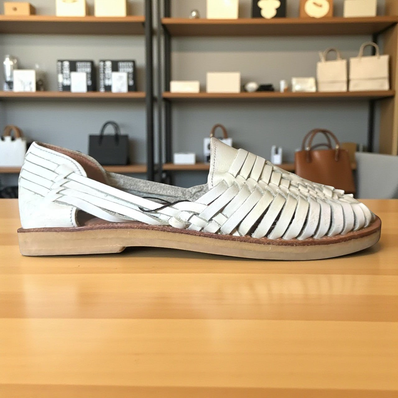 C 70 HUARACHE ARTESANAL DE DAMA