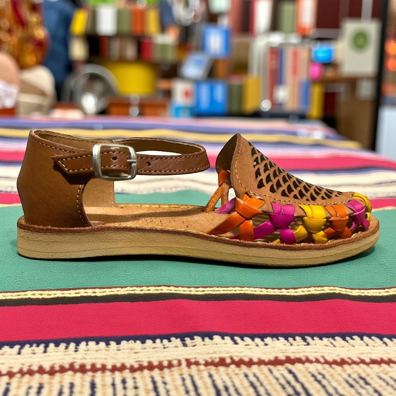 V 86 HUARACHE ARTESANAL DE DAMA