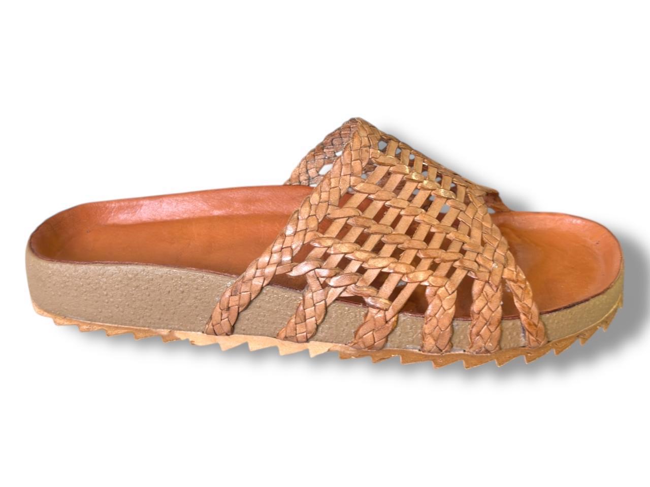 C 297 HUARACHE ARTESANAL DE DAMA