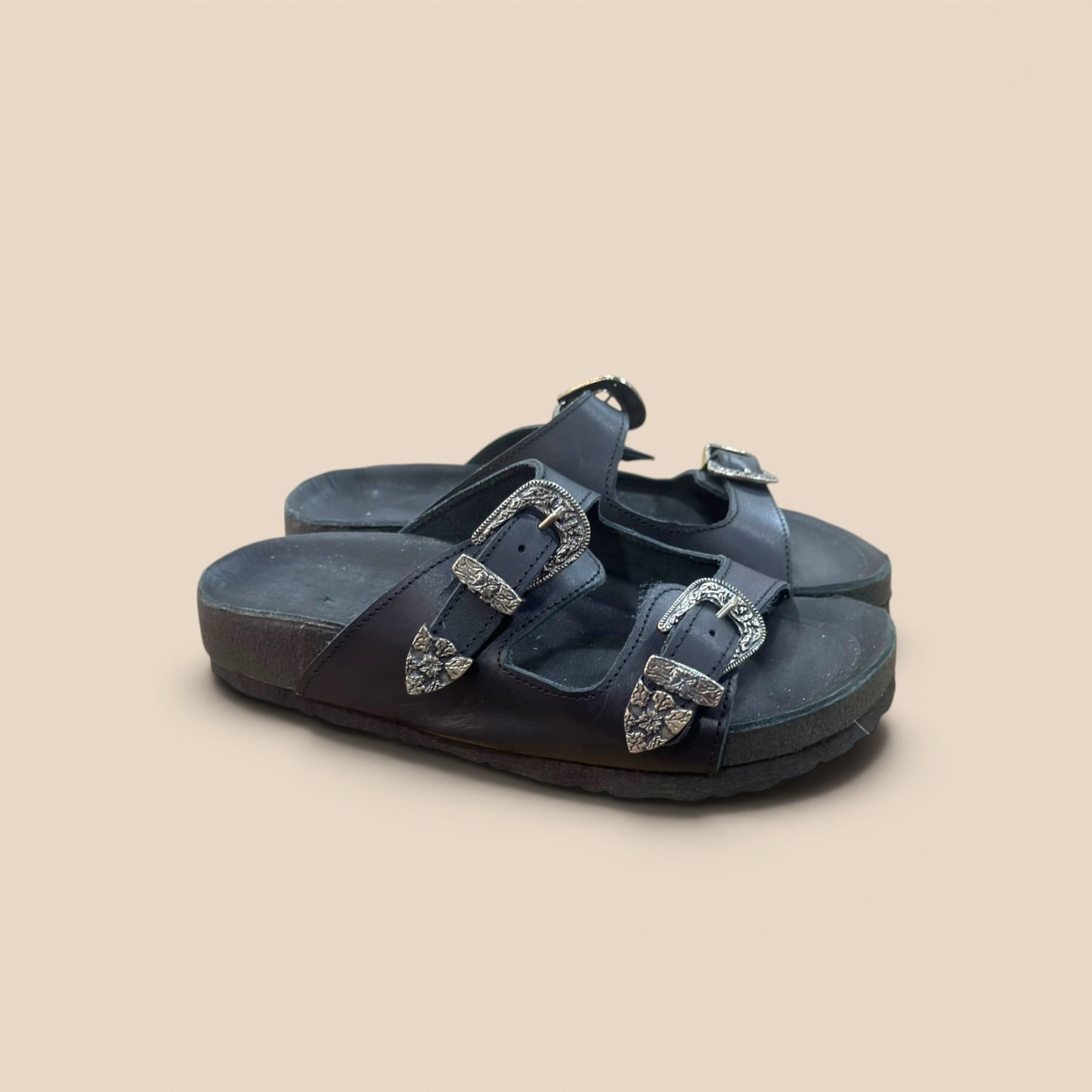 C 383 HUARACHE ARTESANAL DE DAMA