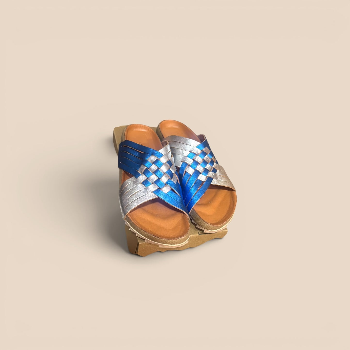 C 380 HUARACHE ARTESANAL DE DAMA