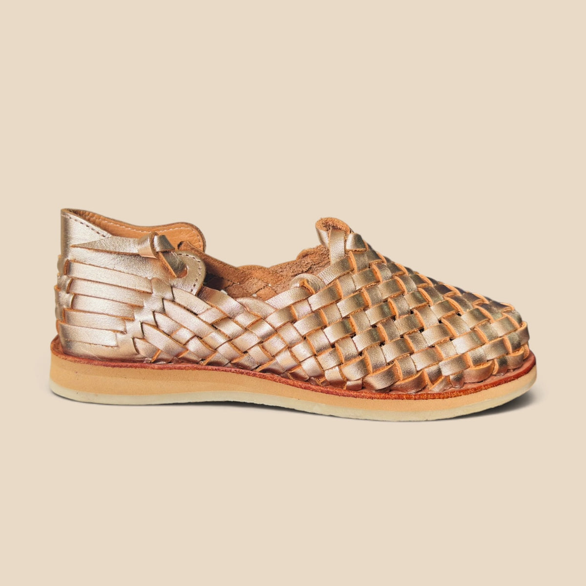 C 483 HUARACHE ARTESANAL DE DAMA