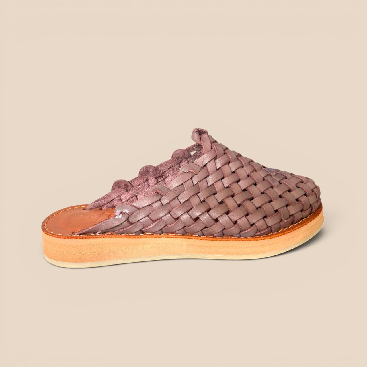 C 361 HUARACHE ARTESANAL DE DAMA