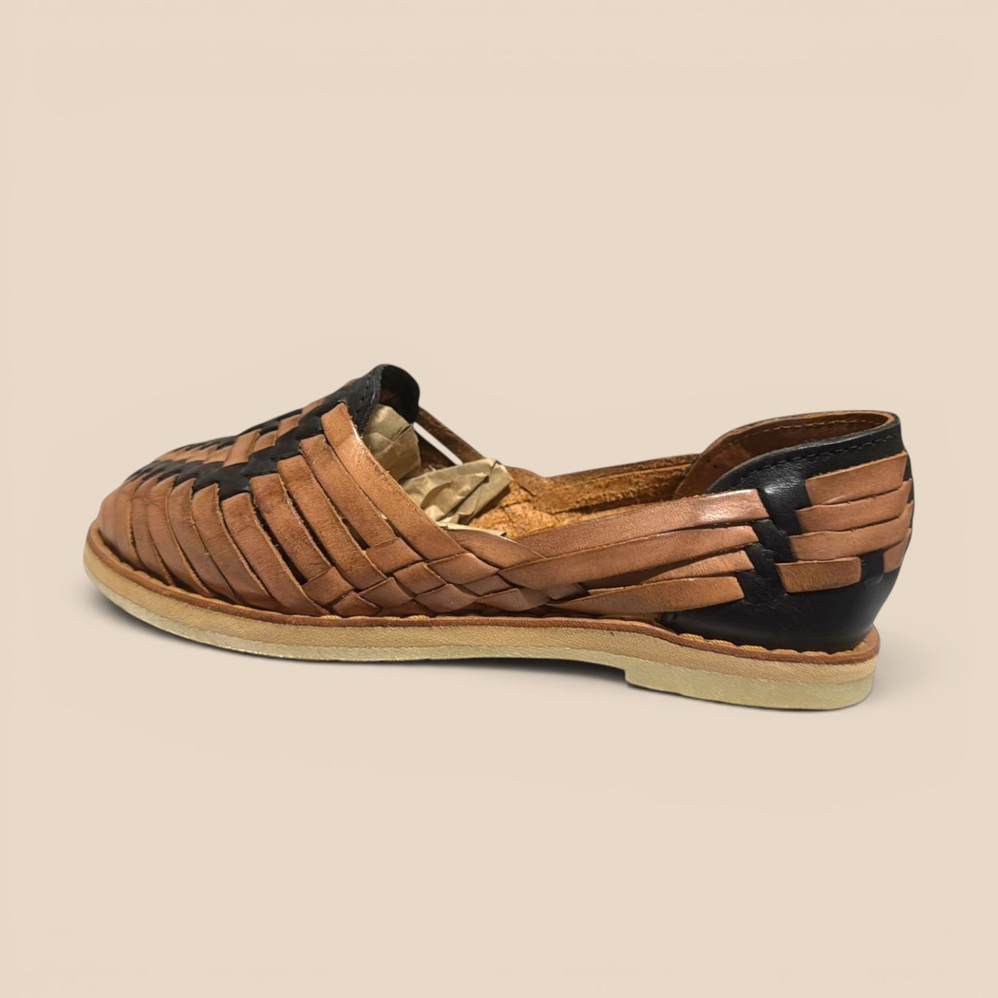 C 136 HUARACHE ARTESANAL DE DAMA