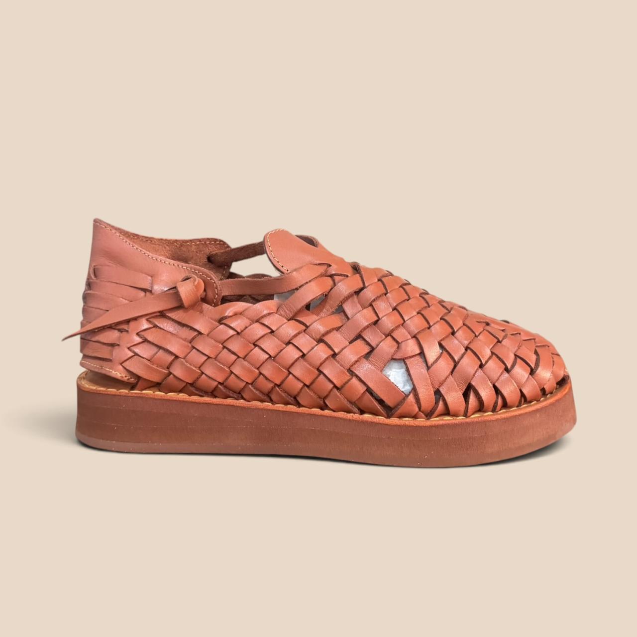 C 398 HUARACHE ARTESANAL DE DAMA